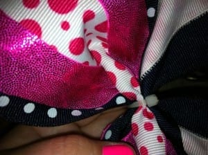 ziptiecut