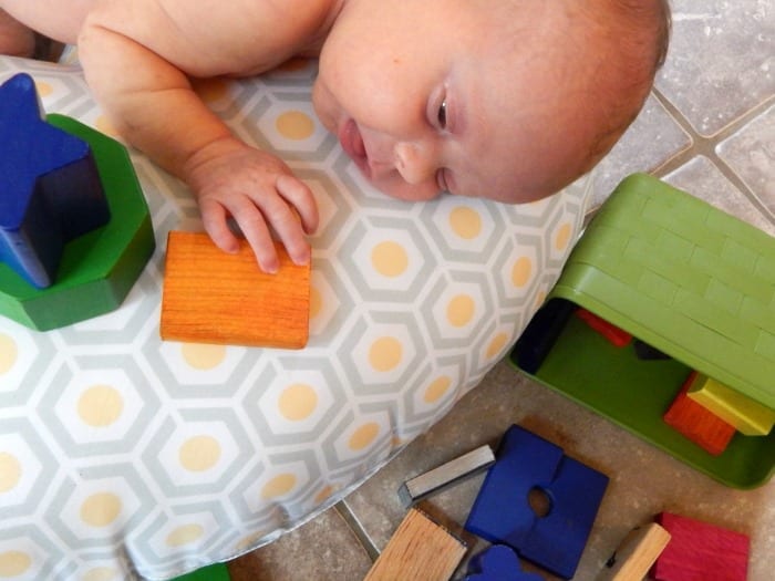wooden block baby photo idea