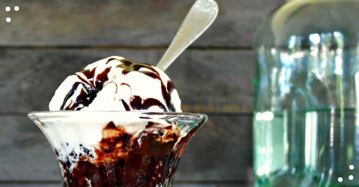 rum cake sundae