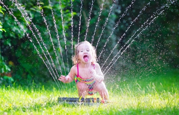 10 Amazing Reasons You Should Start Drinking More Water TODAY!