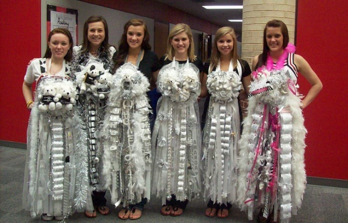 In Texas, Mums The Word!