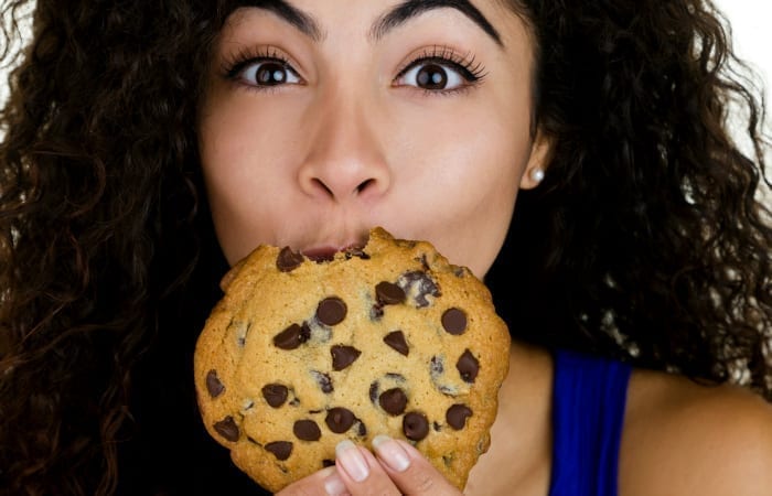 5 Ways To Avoid Packing On The Holiday Pounds