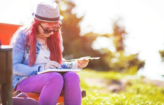 Happy Women Do These 10 Things Daily!