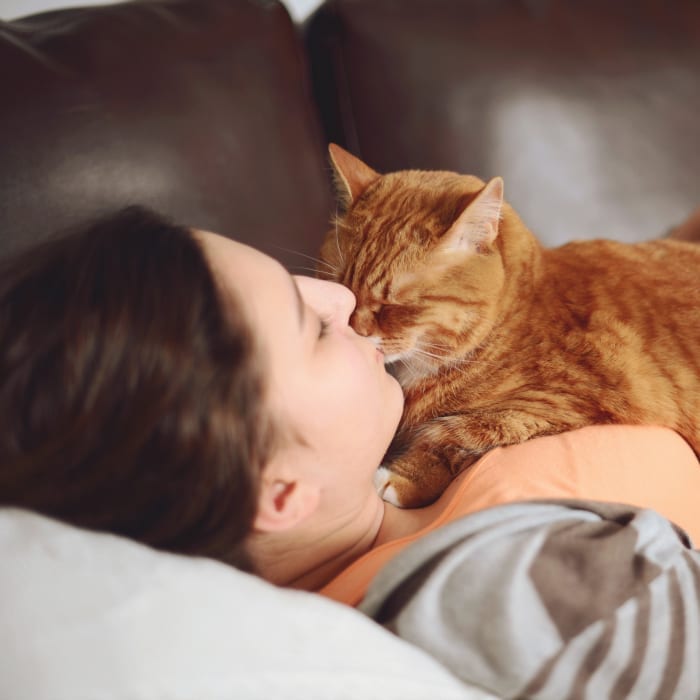 woman and her cat