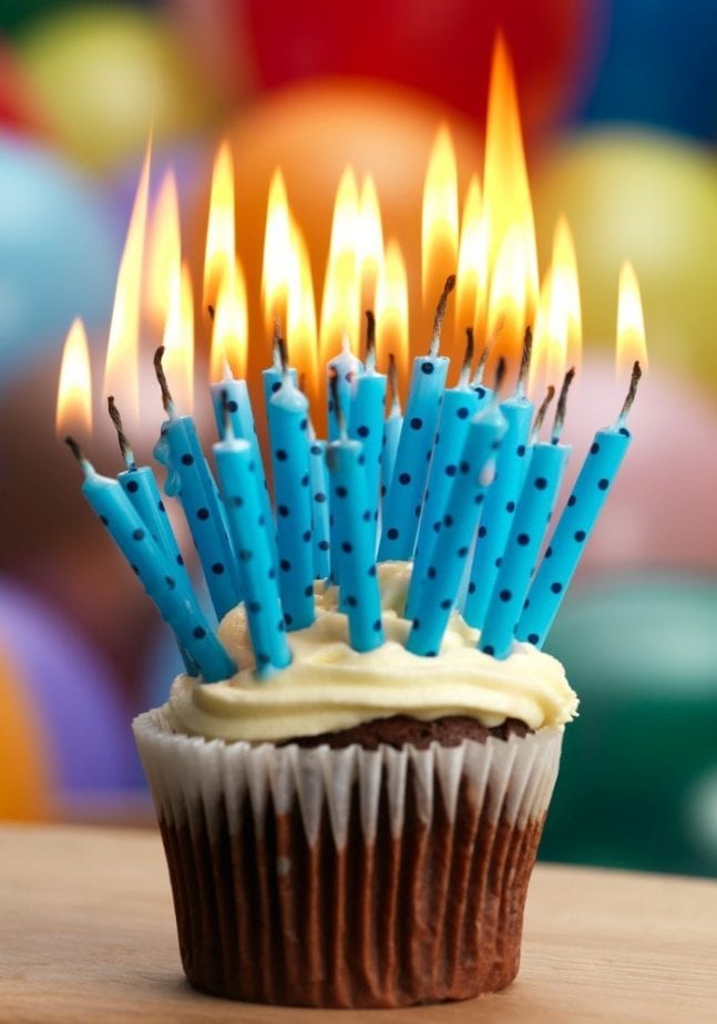 birthday cupcake