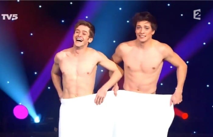 towel-dance