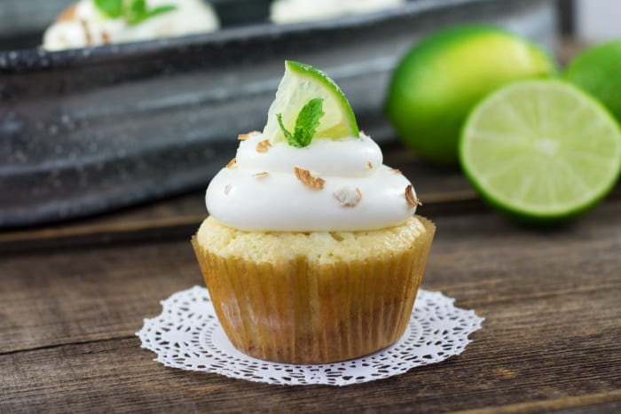 mojito cupcakes with limes