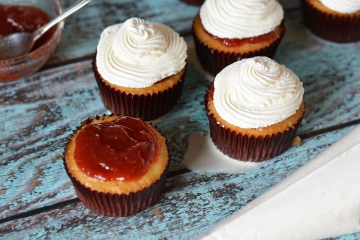 Tres Leches Cupcakes #tresleches #threemilk #3milk #cupcakes #cincodemayo