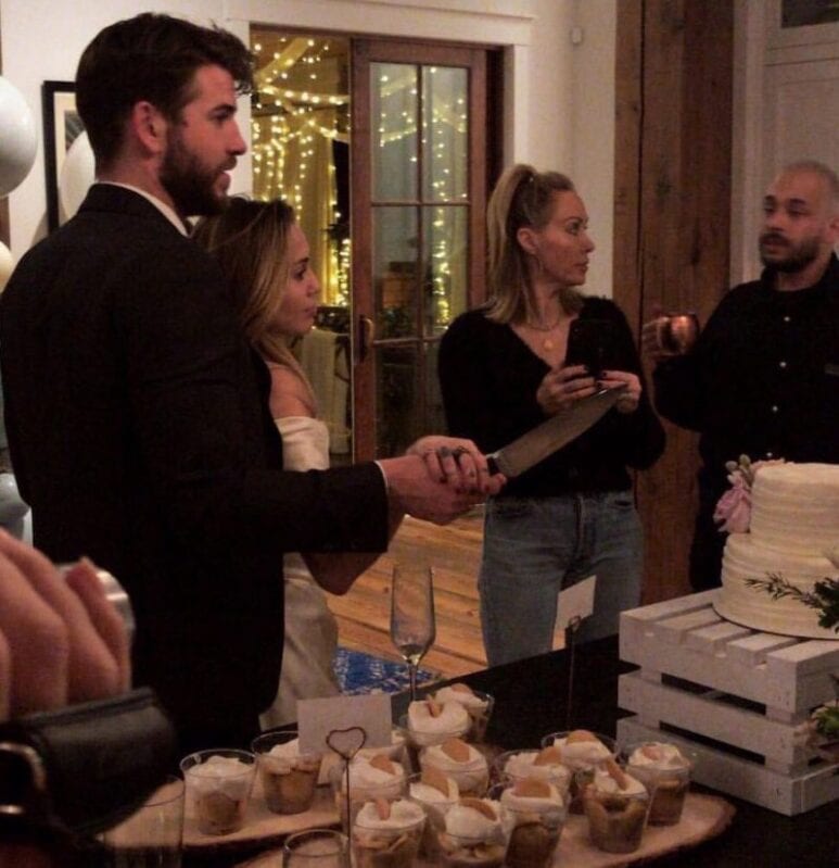 Miley Cyrus And Liam Hemsworth Just Got Married