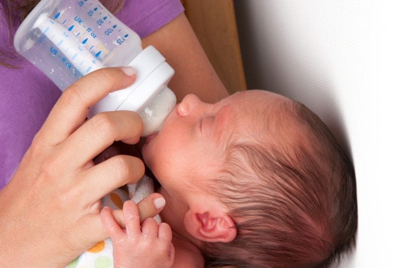 There’s An Expert Who Wants Formula To Be Prescription Only So Moms Are Forced To Breastfeed
