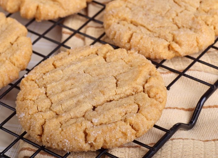 these three ingredient peanut butter cookies are too easy to make