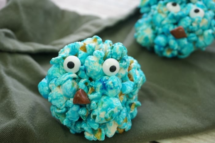 When your kids are dying for a certain movie to come out, it's time for Easy Wonder Park Inspired Boomer Bear Popcorn Balls to give them a tiny bite of patience. #wonderpark #boomer #wonderparkparty #wonderparkmovienight #wonderparkmovie