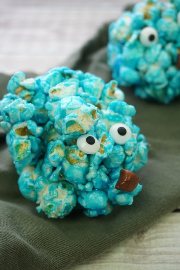 When your kids are dying for a certain movie to come out, it's time for Easy Wonder Park Inspired Boomer Bear Popcorn Balls to give them a tiny bite of patience. #wonderpark #boomer #wonderparkparty #wonderparkmovienight #wonderparkmovie