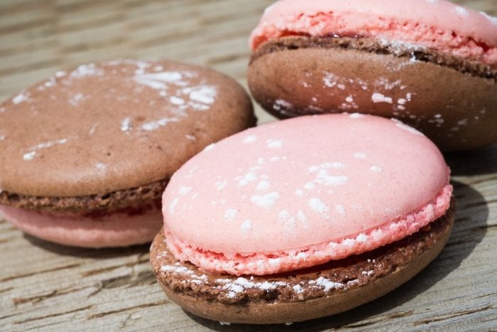 Using the word "obsessed" doesn't come close to perfectly describing the love and undying devotion I have for these absolutely wonderful Strawberry Chocolate Macaron Cookies. #frenchmacaron #macaron #cookies