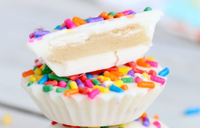 White Chocolate Sugar Cookie Bites Are The Perfect Tiny Dessert