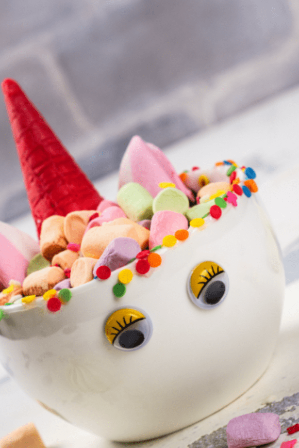 Nope. I won't hear it! This Unicorn Hot Cocoa is the cutest thing on the planet and no amount of cute puppies and sweet kitties is going to get me to change my mind. #unicorn #hotcocoa #hotchocolate