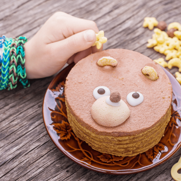 Let me start by saying that making a cake with your kid is fun. They really get into it. This Kid-Made Vegan Chocolate Cake (or as my kid calls it: Beary-Chocolate Cake) is so simple, it amps-up the fun to 10,000. #vegan #cake #kidactivities