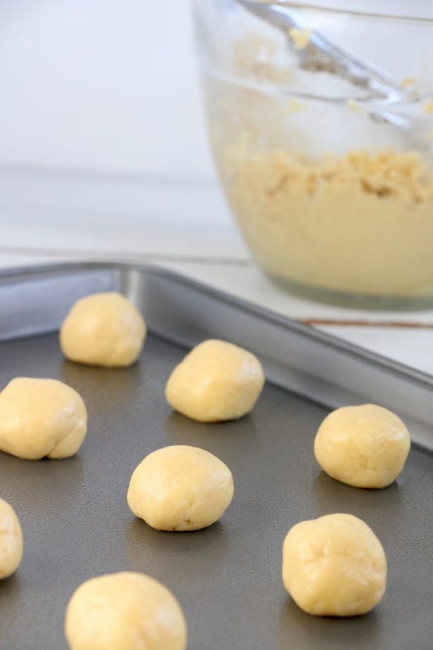 So soft and chewy, these Confetti Cookies are so ridiculously good, my mouth is watering for another taste. #confetticookies #cookies #cookierecipes #springcookies
