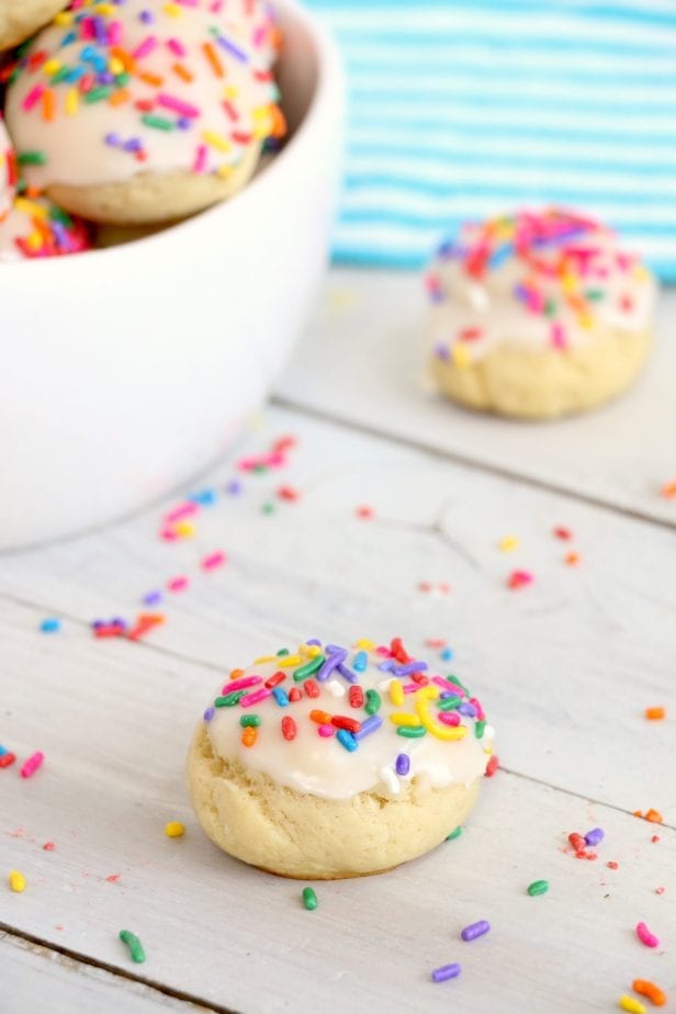 So soft and chewy, these Confetti Cookies are so ridiculously good, my mouth is watering for another taste. #confetticookies #cookies #cookierecipes #springcookies