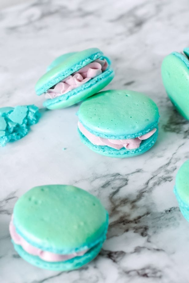 Blueberry Macarons are So Freaking Spectacular, I'm Marrying Them. They're without equal. And I need more. Immediately. #macarons #blueberrymacarons #macaroncookies #frenchmacarons