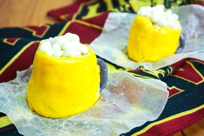 OMG. This Butterbeer Cake Ball is so Amazing, I Need More.