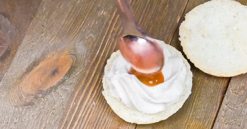 Holy Guacamole, Batman...These Churro Macarons are Absolutely Amazing. I can't tell you how amazing these Churro French Macaron Cookies are. Seriously. #macaron #frenchmacaron #macaroncookies #easymacaroncookies