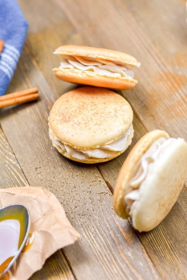 Holy Guacamole, Batman...These Churro Macarons are Absolutely Amazing. I can't tell you how amazing these Churro French Macaron Cookies are. Seriously. #macaron #frenchmacaron #macaroncookies #easymacaroncookies