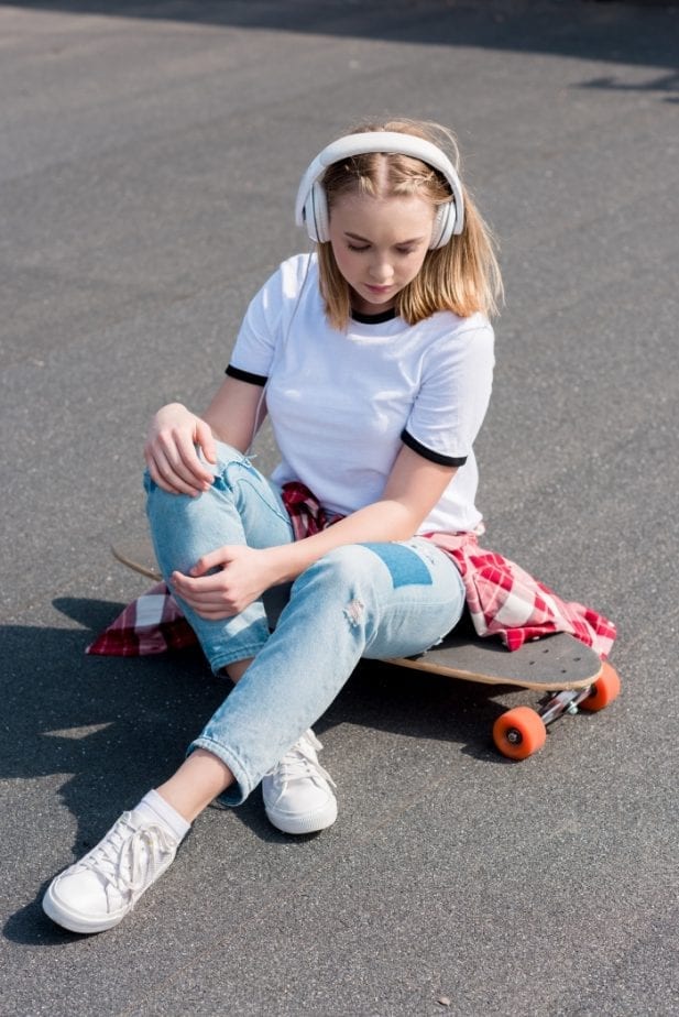 Talking to teens about their body and changes isn't always a simple topic, but it's an important one. If you're looking for ways to help ease into the conversation, these simple tips can help. #teens #parenting