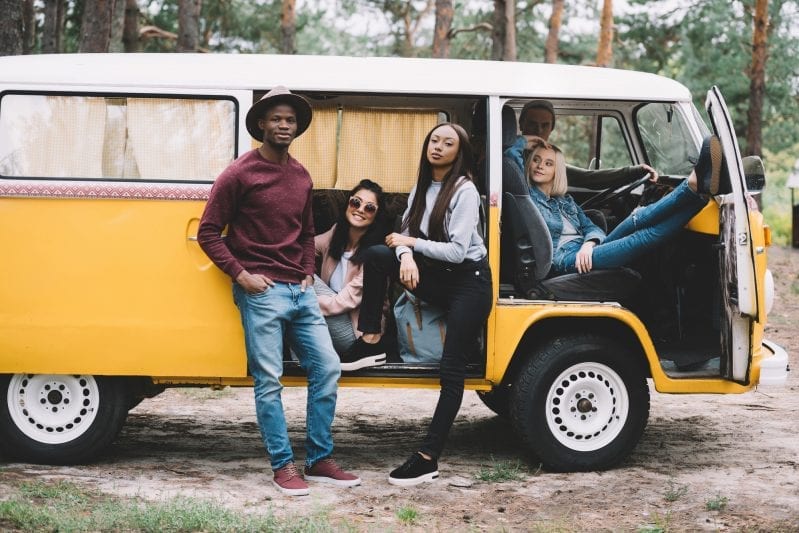 Wondering if it's possible to tour the states on a budget? The simple answer is yes. If you're looking for ways that you can travel without breaking the bank, these simple ideas can help make it happen. #travel #travelusa #budgettravel
