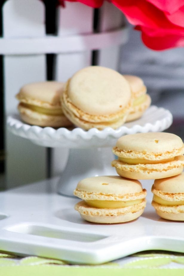 If you're macaron-curious or a macaron-artist, these Wickedly Easy Vanilla Macarons are so simple, you're going to love them from the get-go. #frenchmacarons #vanillamacarons #macaroncookies #easymacaroncookies