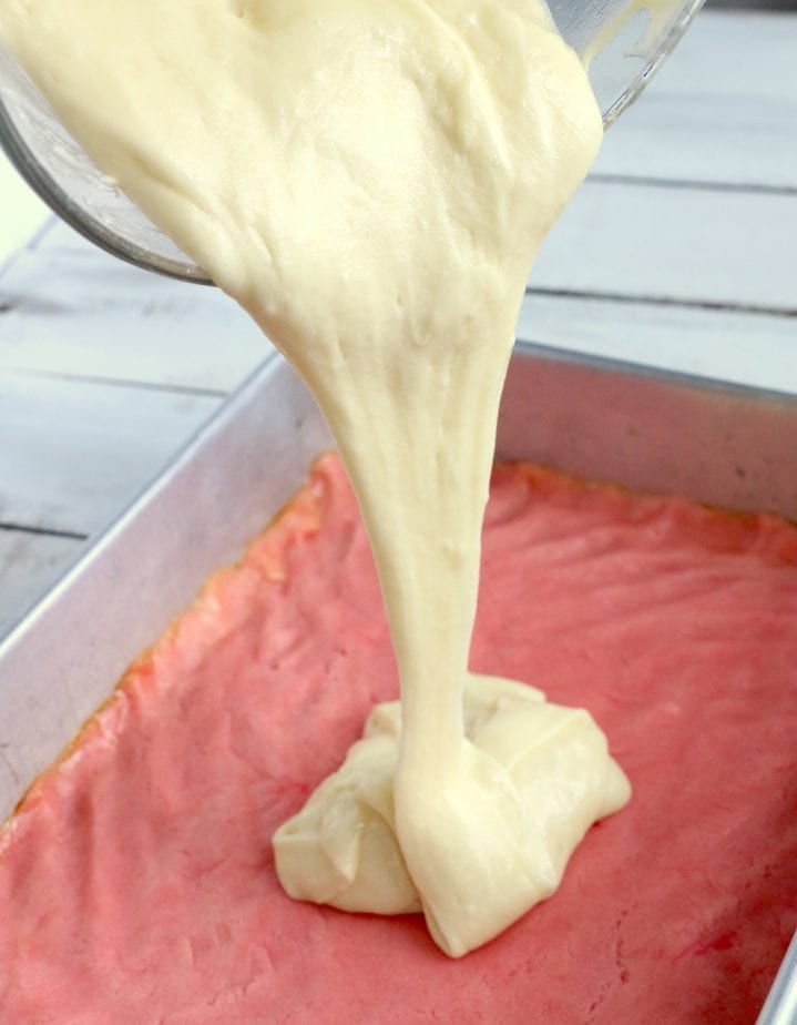 I'm not kidding you, these Gooey Cake Batter Bars are are Every Kid's Dream. Soft, sweet, and such an easy treat to make--it's like the perfect summertime treat, but fancy enough you could make them for a party! #cakebatterbars #treat #summerrecipes
