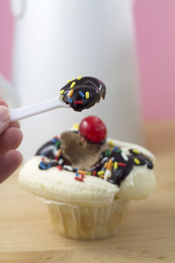 I am absolutely in love with these Banana Split Cupcakes! They’re so simple, but so cute, you’ll have a whole line of kiddos around the block wanting a cupcake of their very own. Or, just your own kids demanding seconds of these Banana Split Cupcakes—and thirds. #cupcakes #cupcakerecipe #bananasplitcupcakes