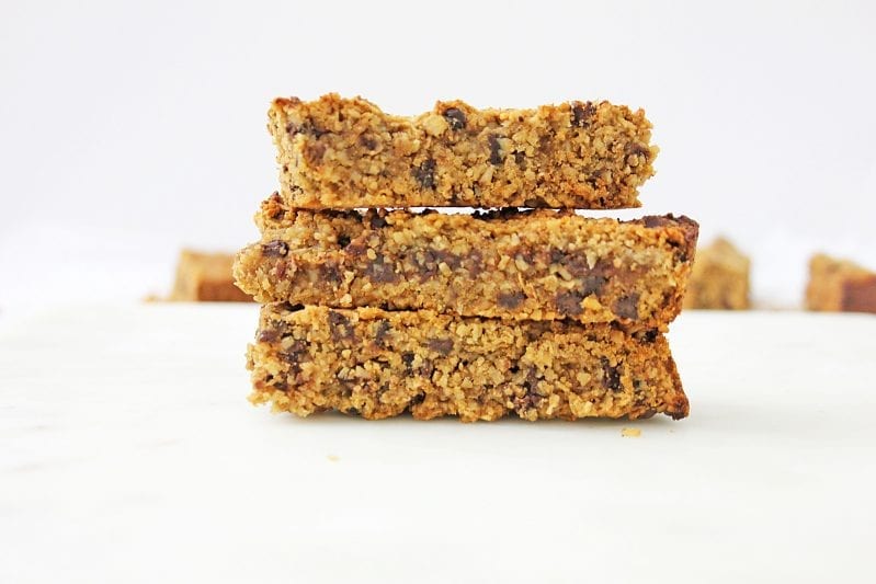 Sometimes, for breakfast, I just want something protein-packed so that I have enough fuel to get me through, because I know it’s going to be a long day. These Chocolate Protein Granola Bars are my go-to for those mornings. So full of flavor, but keeps me energized for anything that might come my way. #granolabars #howtomakegranola #chocolateprotiengranolabars #homemadegranolabars
