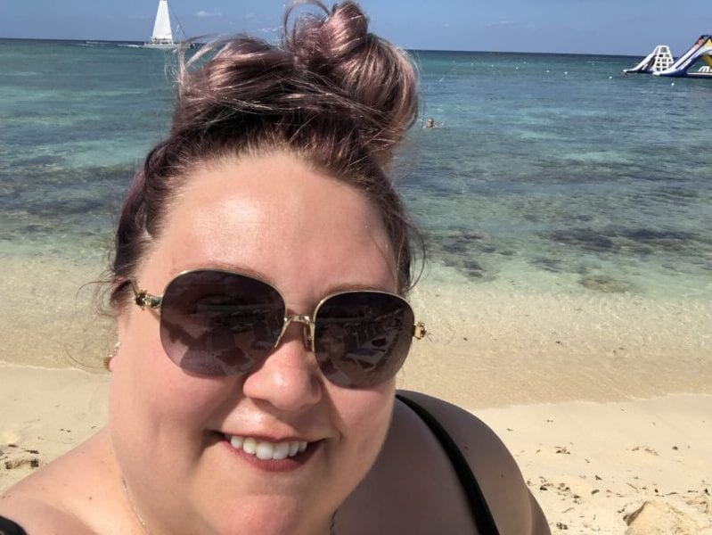 Taking Selfies As A Fat Girl Doesn’t Make Me Brave