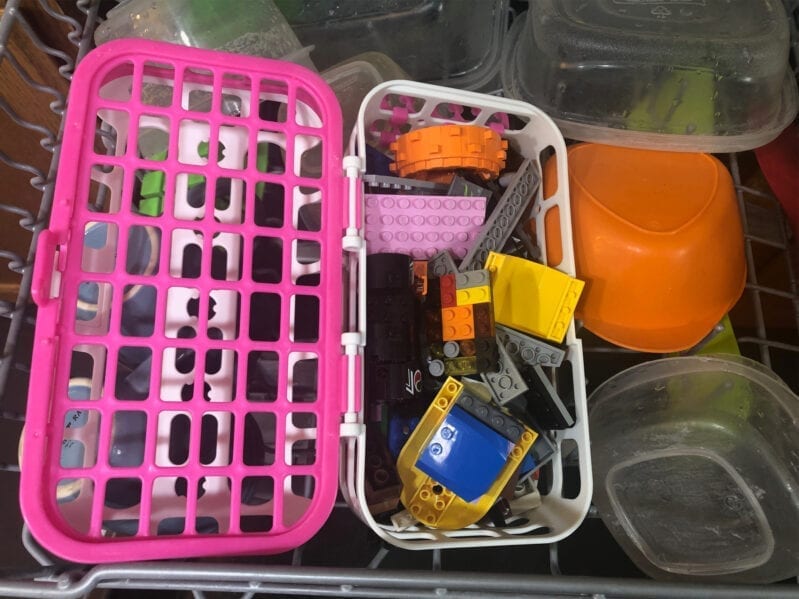 People Are Putting LEGO’s In Their Dishwasher And I’m Doing It Now
