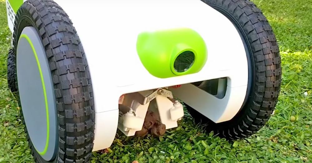 This Little Robot Is An Automatic Pooper Scooper So You’ll Never Hear Your Kids Complain About Picking Up Poop Again