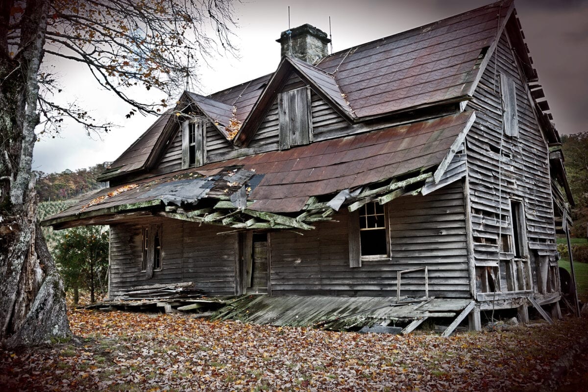 This New Series Basically Combines True Crime with Fixer Upper and I Can’t Stop Watching It