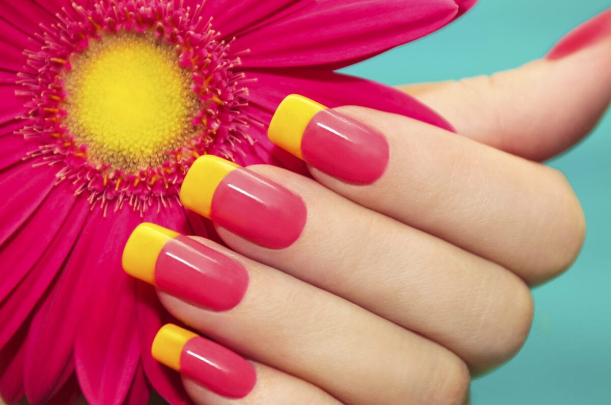 Turns Out, Dip Powder Manicures Can Give You Herpes and Other Serious Infections