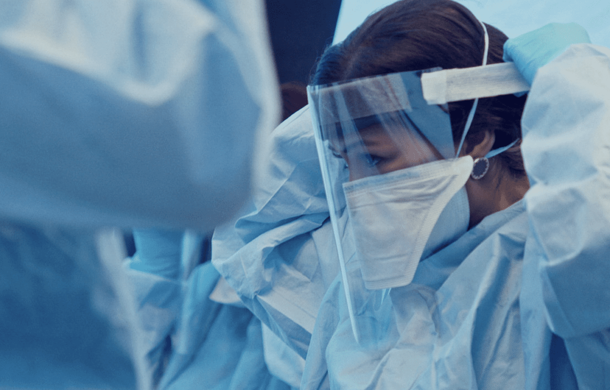 Netflix’s New Series About Global Outbreaks Is So Eerie, I Had A Hard Time Sleeping Last Night