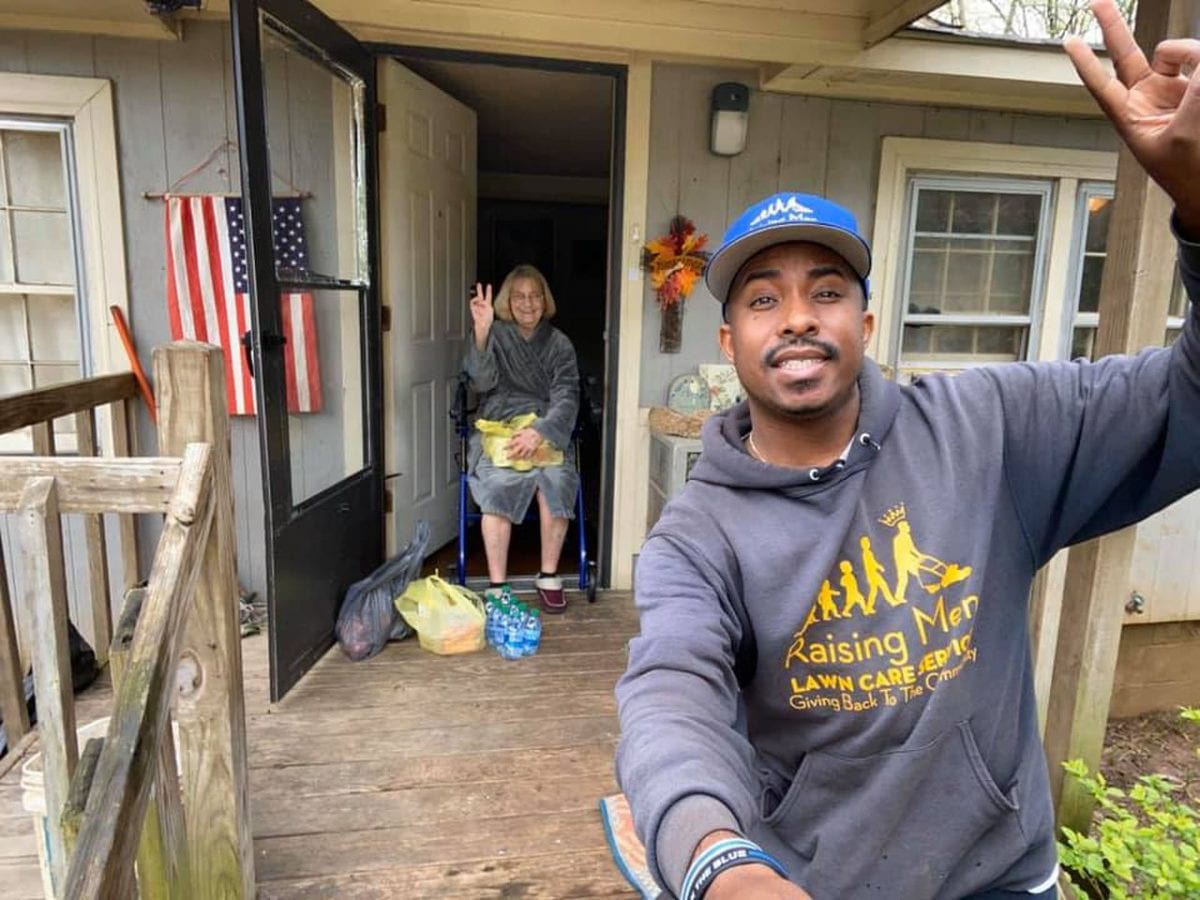This Man Delivers Free Meals and Necessities to Those In Need And He Is A True Hero