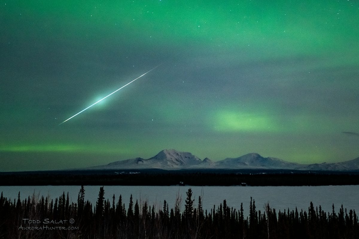 There’s A Big Meteor Shower Happening Tonight and You’ll Even Be Able to See Shooting Stars