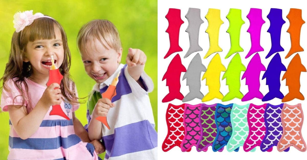 These Ice Pop Holders Keep Little Hands From Freezing While Eating Popsicles