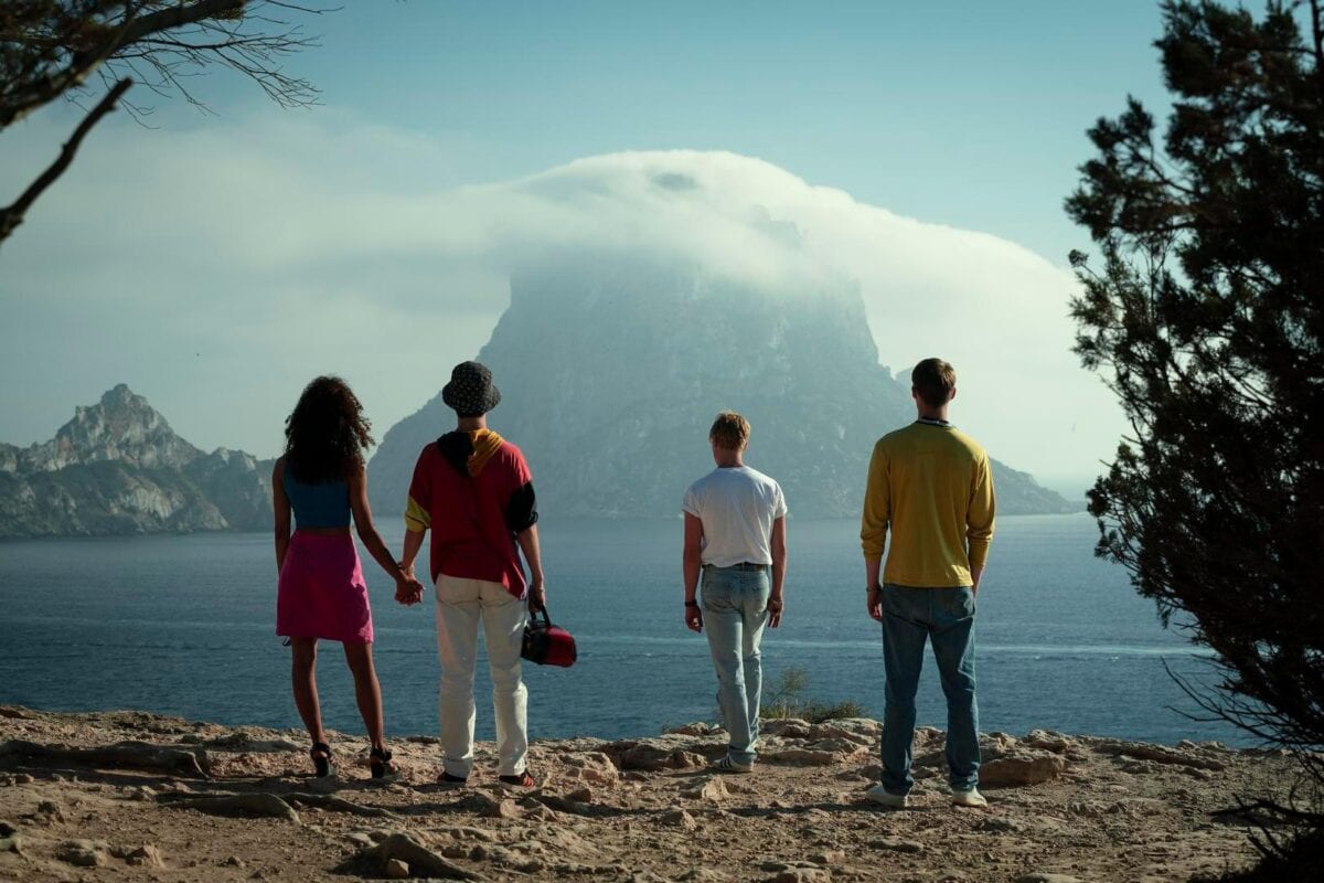‘White Lines’ Is The New Netflix Thriller That Is Basically ‘Ozark’ Meets ‘Money Heist’ and I Can’t Wait