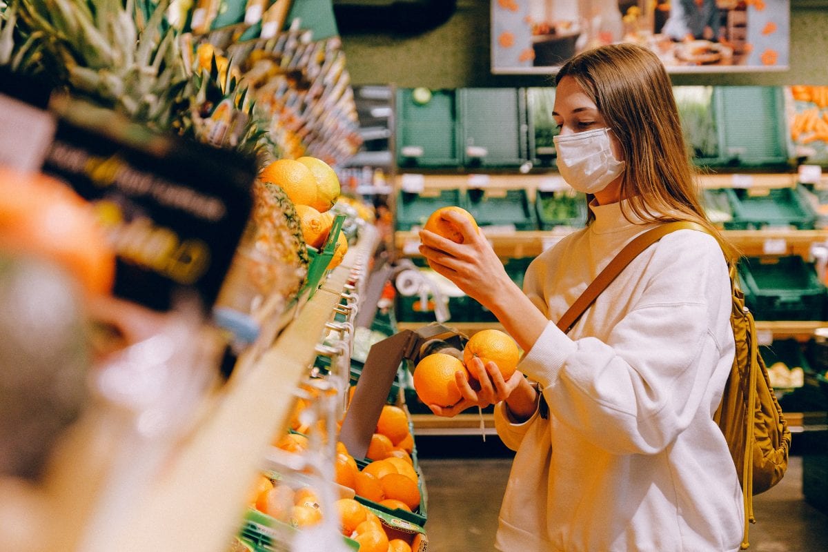 The White House Has Asked People To Avoid Grocery Stores For The Next Few Weeks