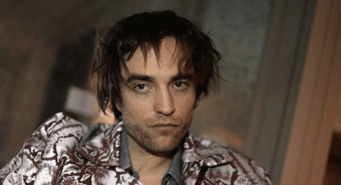 Robert Pattinson Took His Own Self Portraits For His GQ Photo Shoot And I’m Impressed