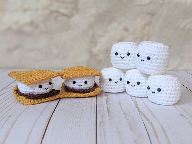 You Can Crochet Tiny S’mores Plush Toys and You Know Your Kids Need Them