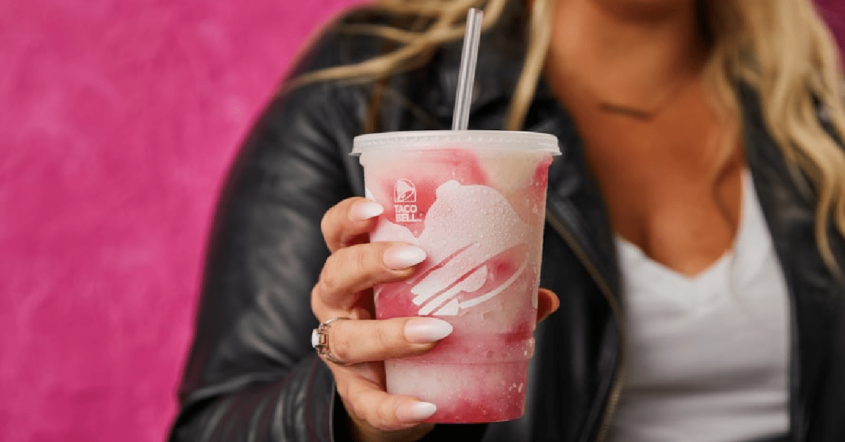 Taco Bell Released A New Dragonfruit Freeze Drink That’s Pink And I Need It
