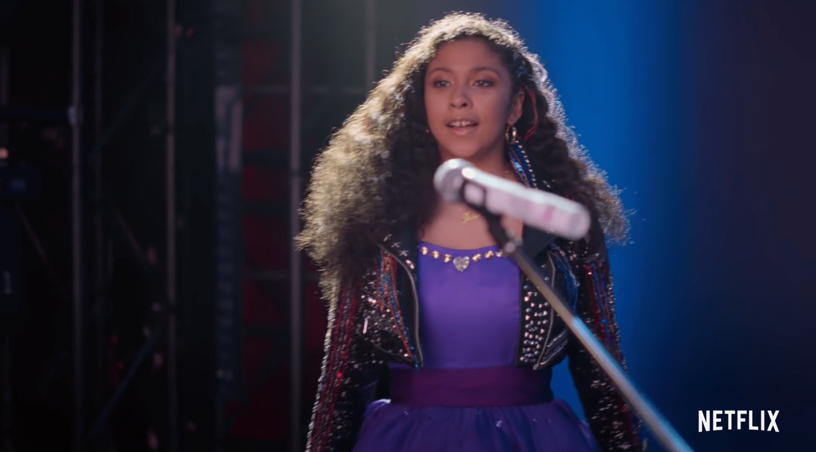 Move Over Disney, ‘Julie And The Phantoms’ Is The New Teen Musical We Never Knew We Needed