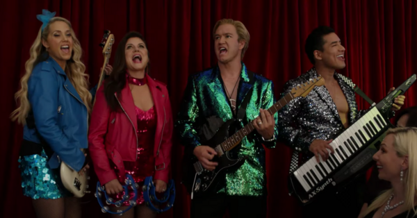 The Trailer For The ‘Saved By The Bell’ Revival Has Been Released and Bayside High Is Back!