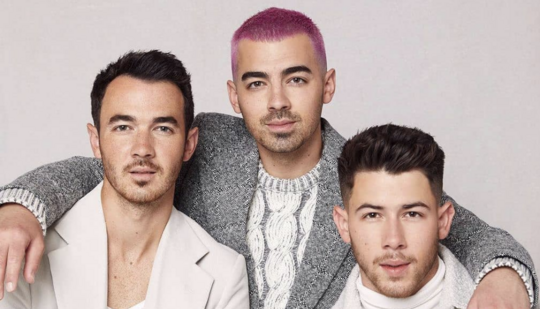 The Jonas Brothers Have Just Released A New Christmas Song And It Has Me All Up In My Holiday Feels